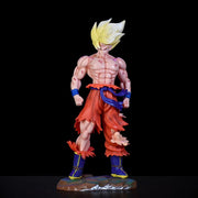 Super Saiyan Son Goku Action Figure 22cm with Base